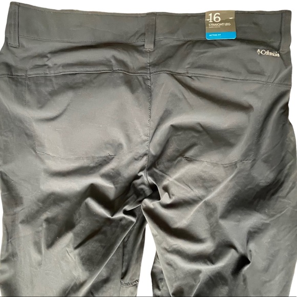 COLUMBIA - Dark gray, active fit, water repellant, adjustable pant legs, size 16 - Picture 9 of 13